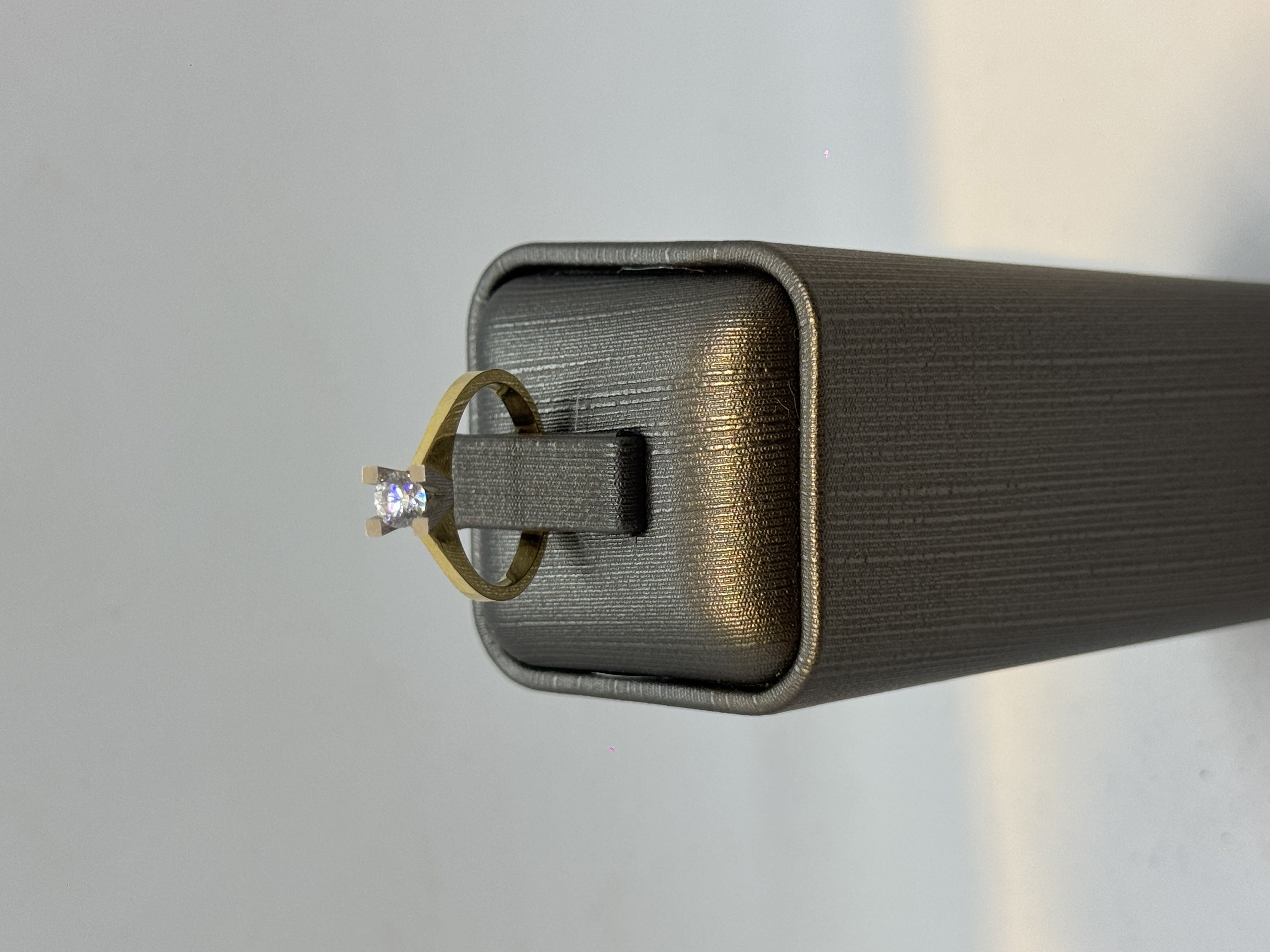 3.03 Gram 14 Ayar Tektaş Yüzük